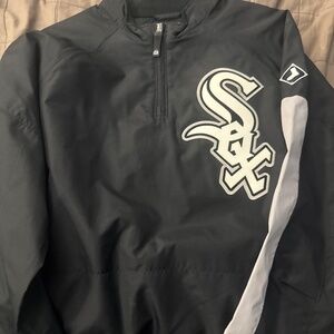 white sox’s majestic cool base windbreaker